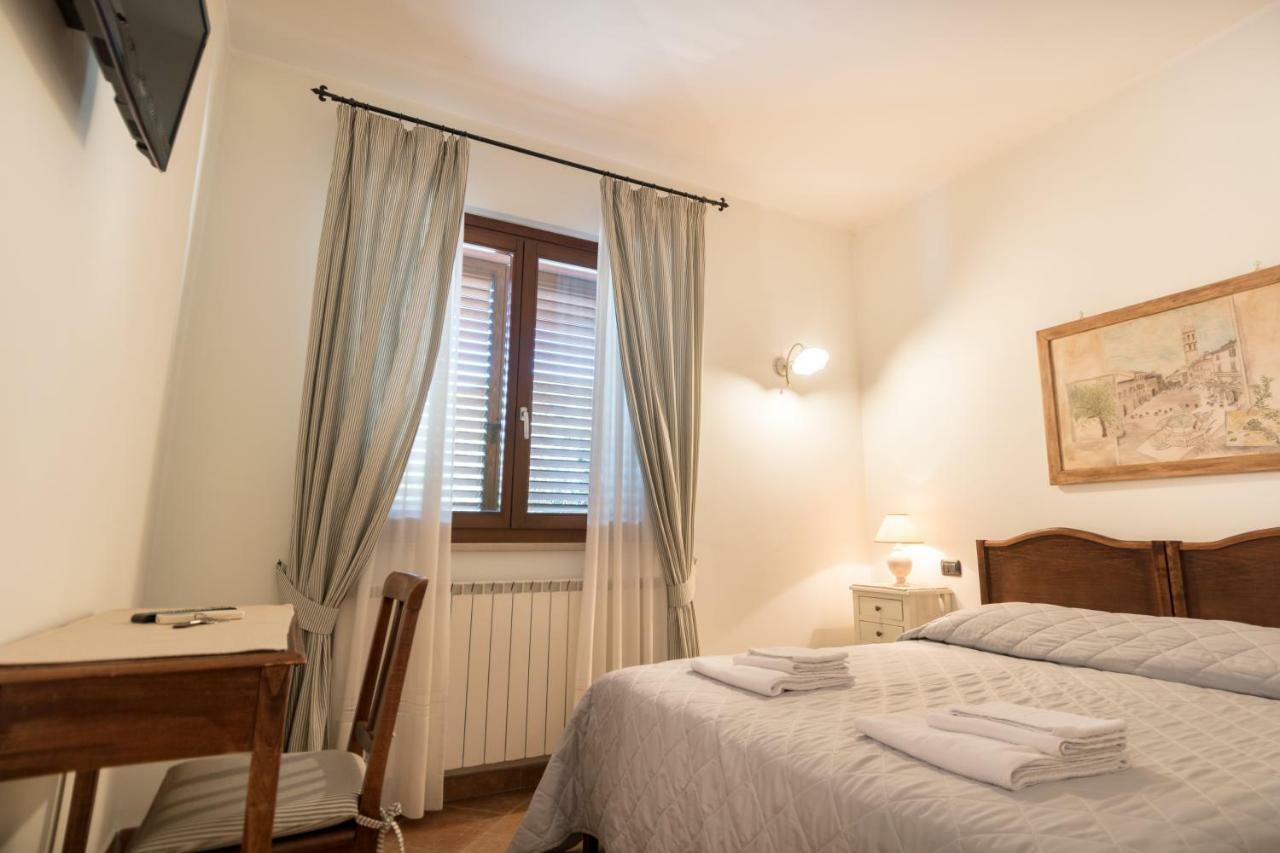 Al Pian D'assisi Alojamento de Acomodação e Pequeno-almoço Assisi